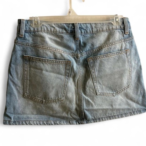 NWT - Embroidered Denim Skirt with Floral Design - Picture 3 of 5